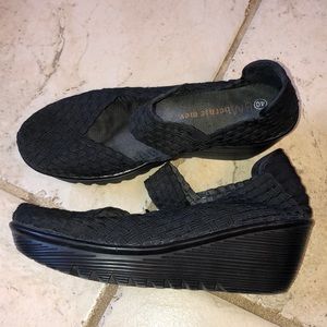 Black Bernie Mev wedge